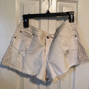 Low rise shorts